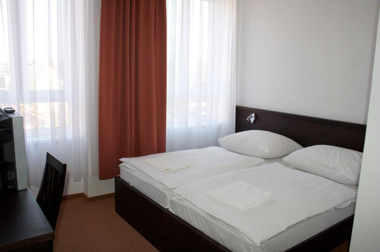 Hotel Central Nagykanizsa Eksteriør bilde