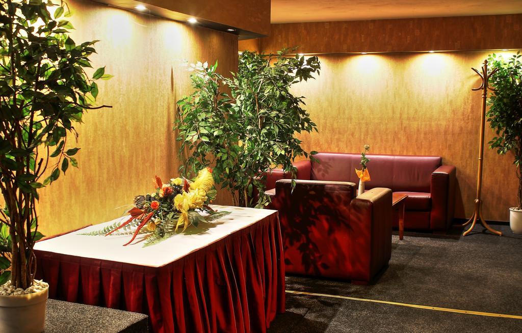 Hotel Central Nagykanizsa Eksteriør bilde