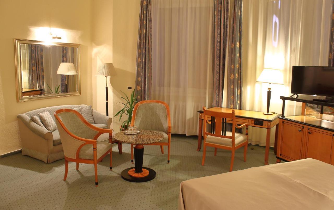 Hotel Central Nagykanizsa Eksteriør bilde