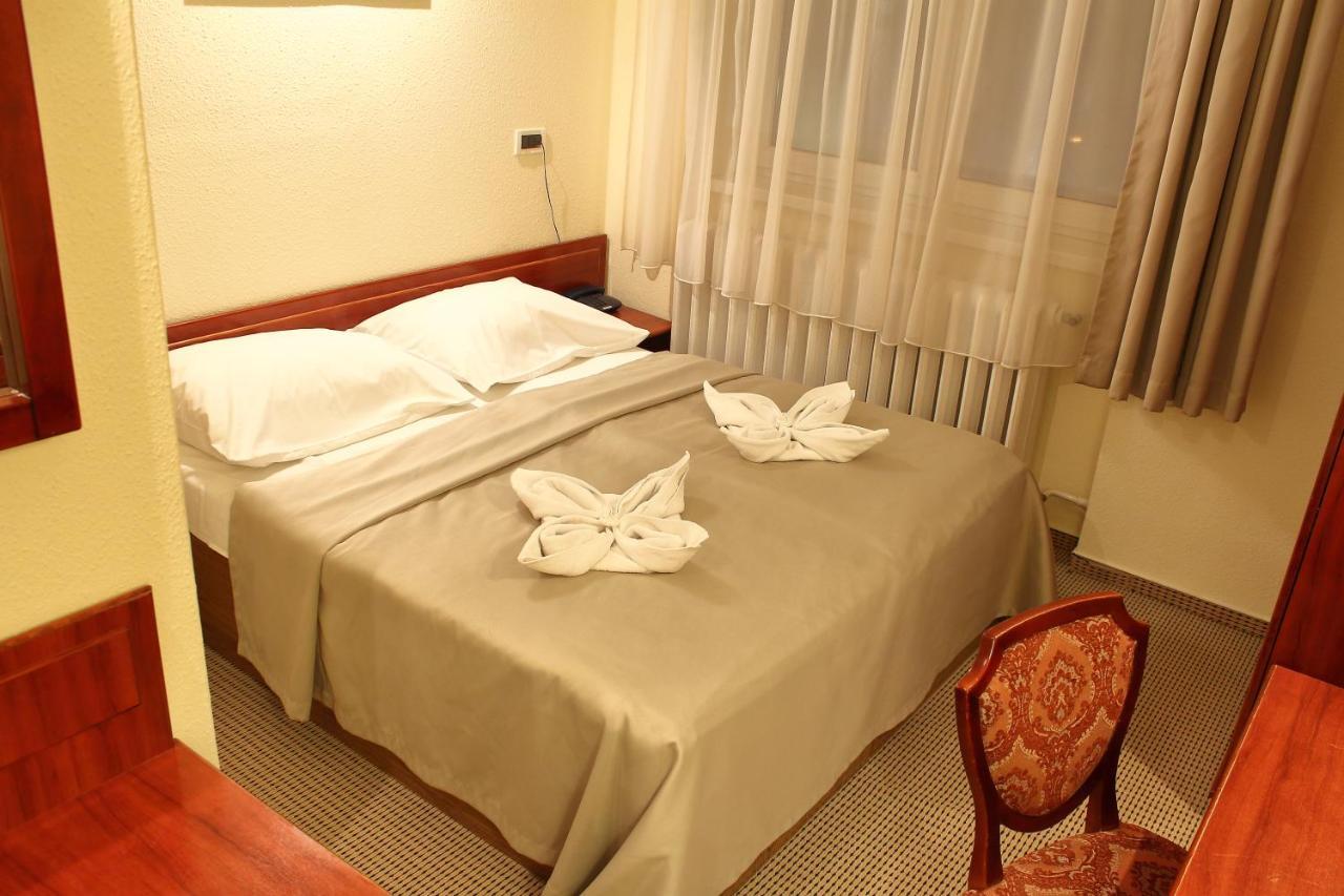 Hotel Central Nagykanizsa Eksteriør bilde